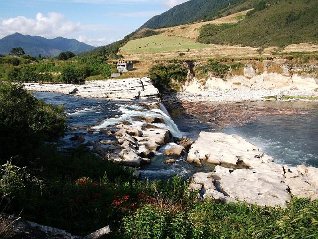 085 maruia falls